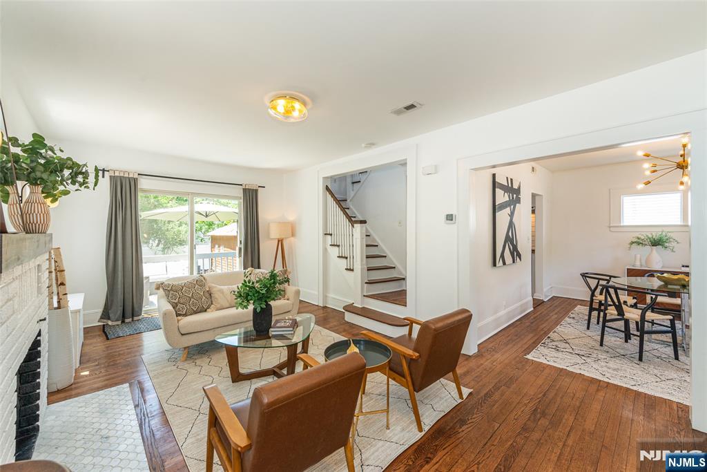 35 Howe Avenue Montclair, NJ 07042 - Photo 13 of 49
