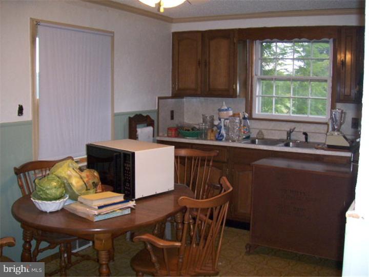 105 Casper Road Bridgeton, NJ 08302 - Photo 6 of 15 Kitchen