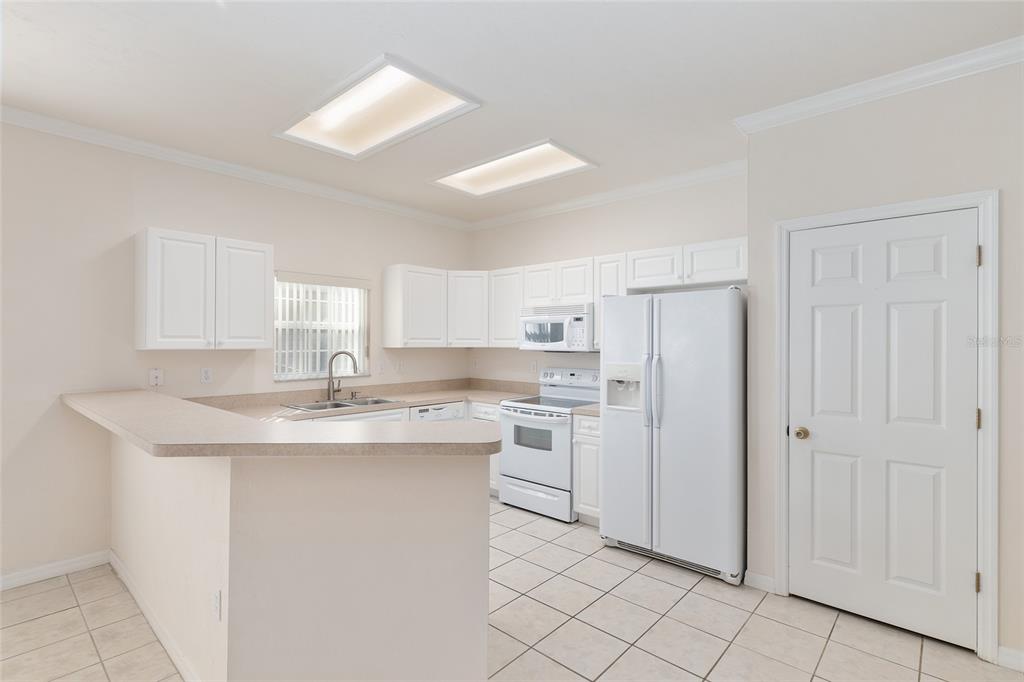 7929 Northwest 51st Drive Gainesville, FL 32653 - Photo 16 of 49