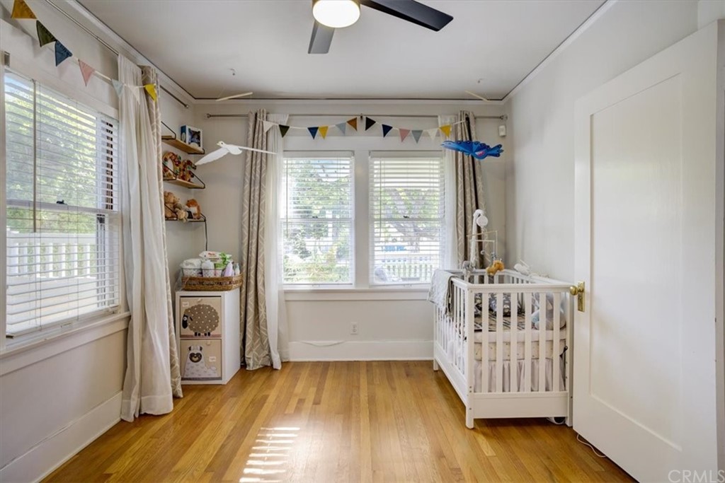 1030 Sinaloa Avenue Pasadena, CA 91104 - Photo 25 of 45 a view of an entryway with wooden floor