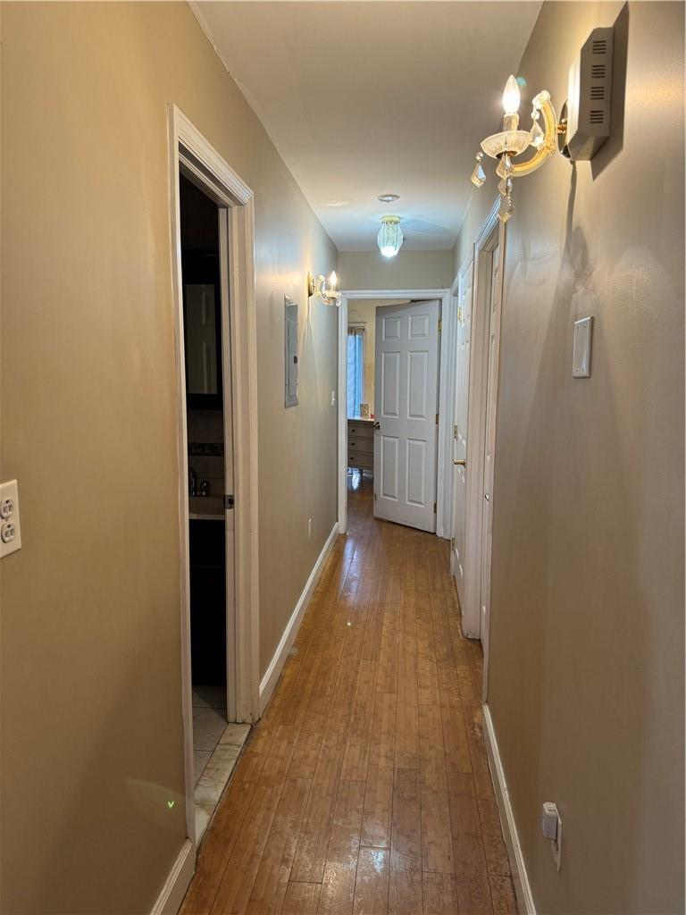 2877 Ely Avenue Bronx, NY 10469 - Photo 20 of 29