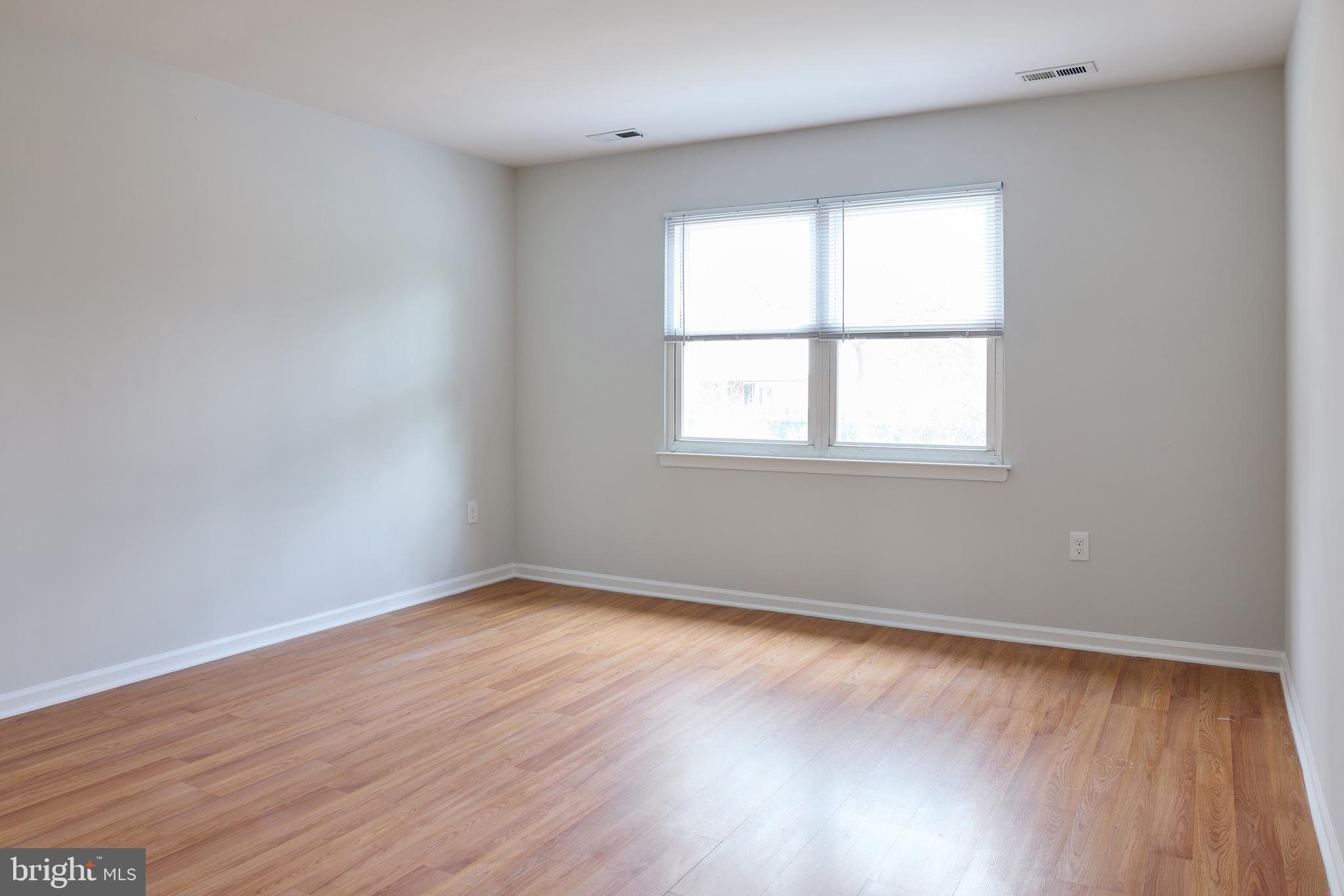 737 Timber Lane Langhorne, PA 19047 - Photo 14 of 34 Primary Bedroom