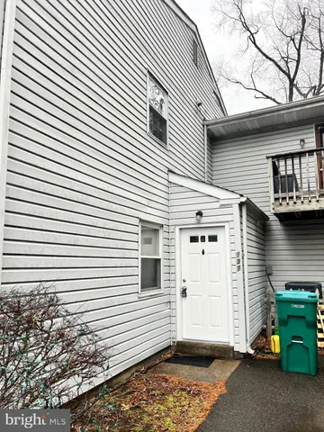 $1,950 | 737 Timber Lane, Langhorne, PA 19047