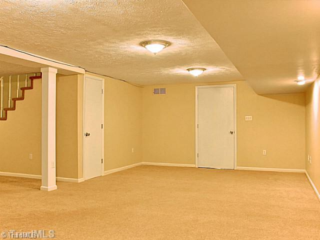 2621 Farmbrook Road Winston-Salem, NC 27103 - Photo 14 of 16 Playroom.