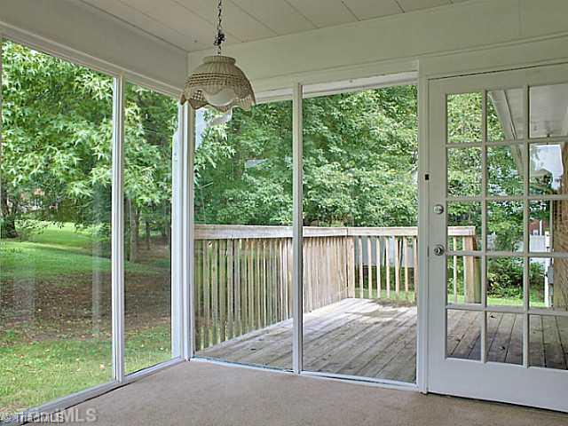 2621 Farmbrook Road Winston-Salem, NC 27103 - Photo 15 of 16 Sunroom.