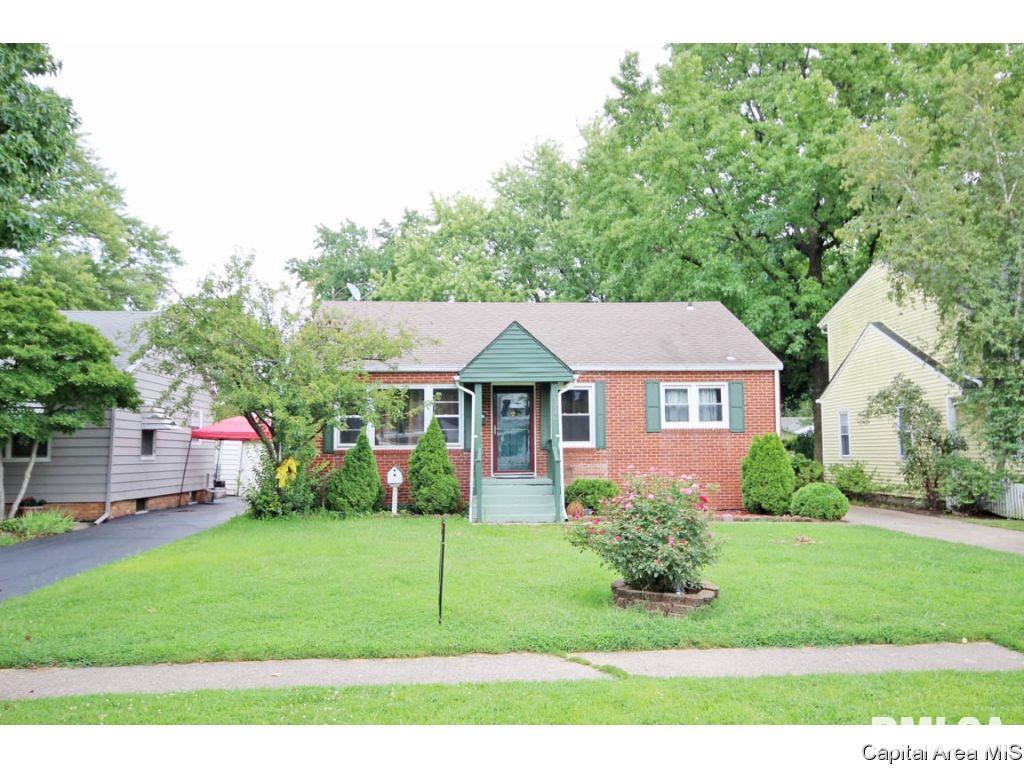 2312 College Street Springfield, IL 62704 - Photo 1 of 36 Gallery Image 1