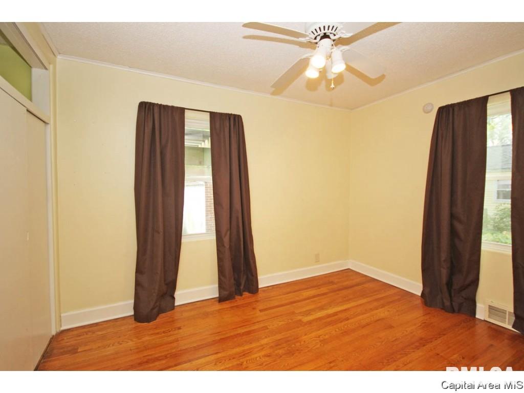 2312 College Street Springfield, IL 62704 - Photo 21 of 36 Gallery Image 21
