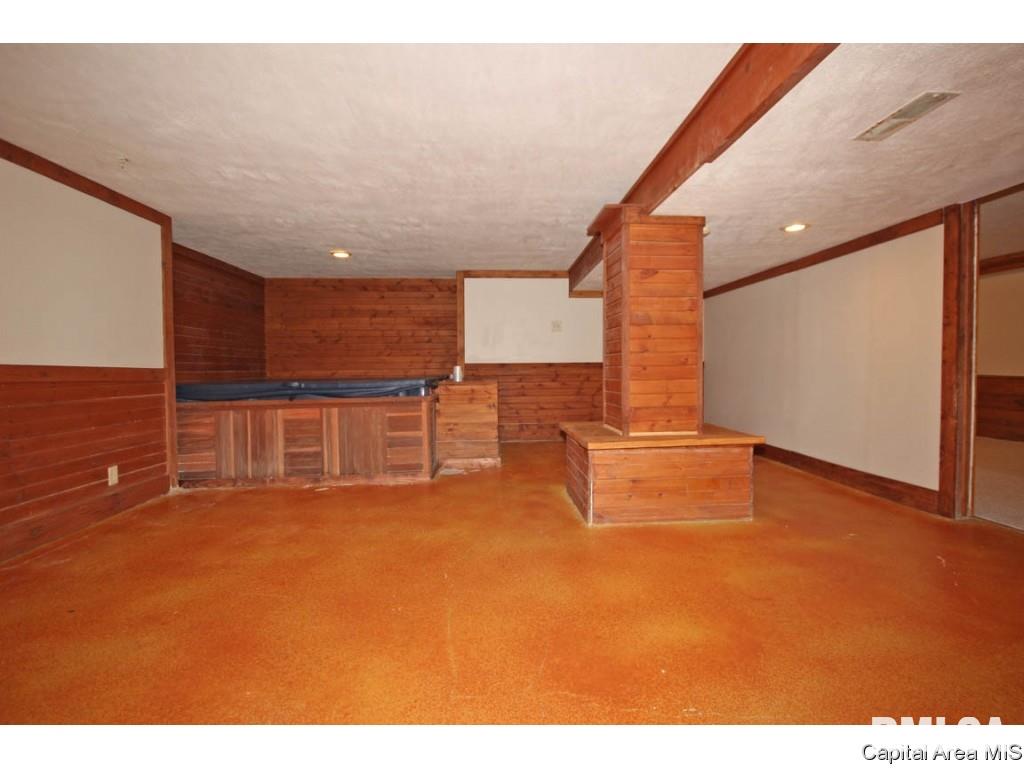2312 College Street Springfield, IL 62704 - Photo 29 of 36 Gallery Image 29