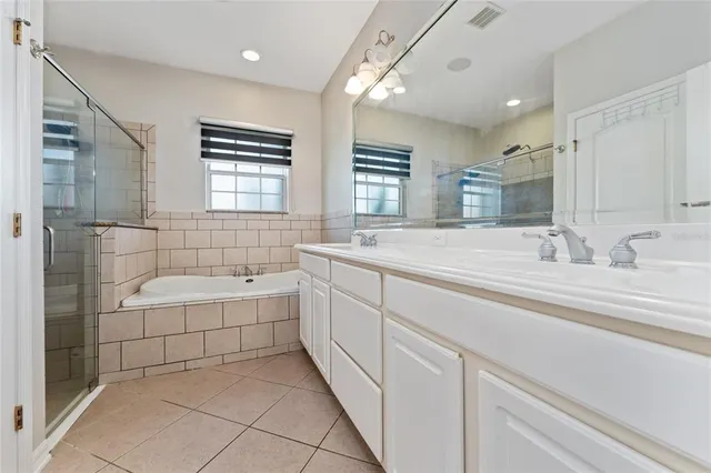 $449,990 | 10932 Williams Avenue, Howey-in-the-Hills, FL 34737