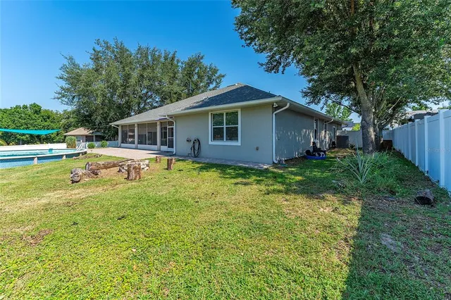 $449,990 | 10932 Williams Avenue, Howey-in-the-Hills, FL 34737