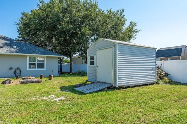 $449,990 | 10932 Williams Avenue, Howey-in-the-Hills, FL 34737