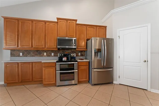 $449,990 | 10932 Williams Avenue, Howey-in-the-Hills, FL 34737