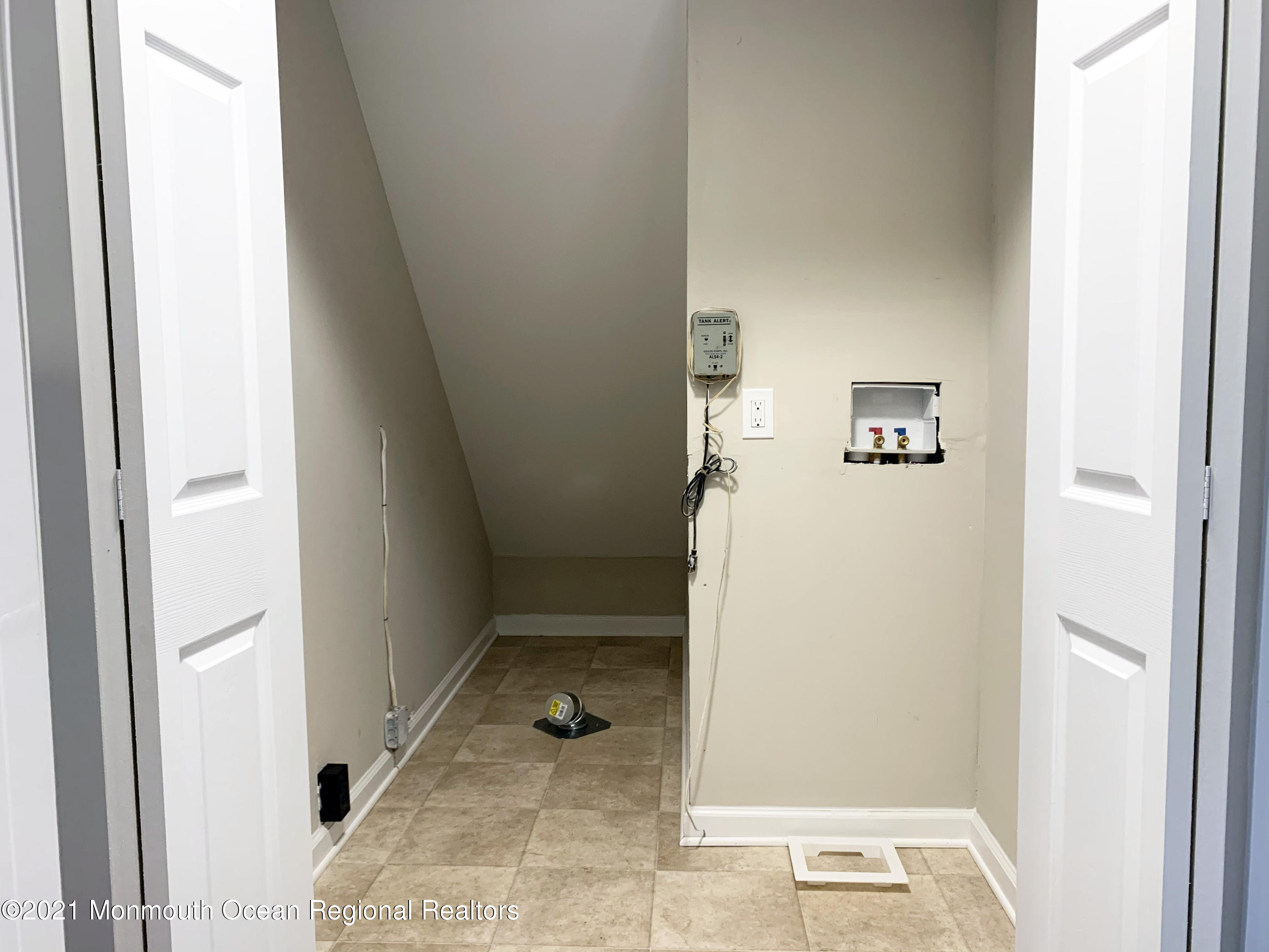 88 W Road Tuckerton, NJ 08087 - Photo 11 of 25