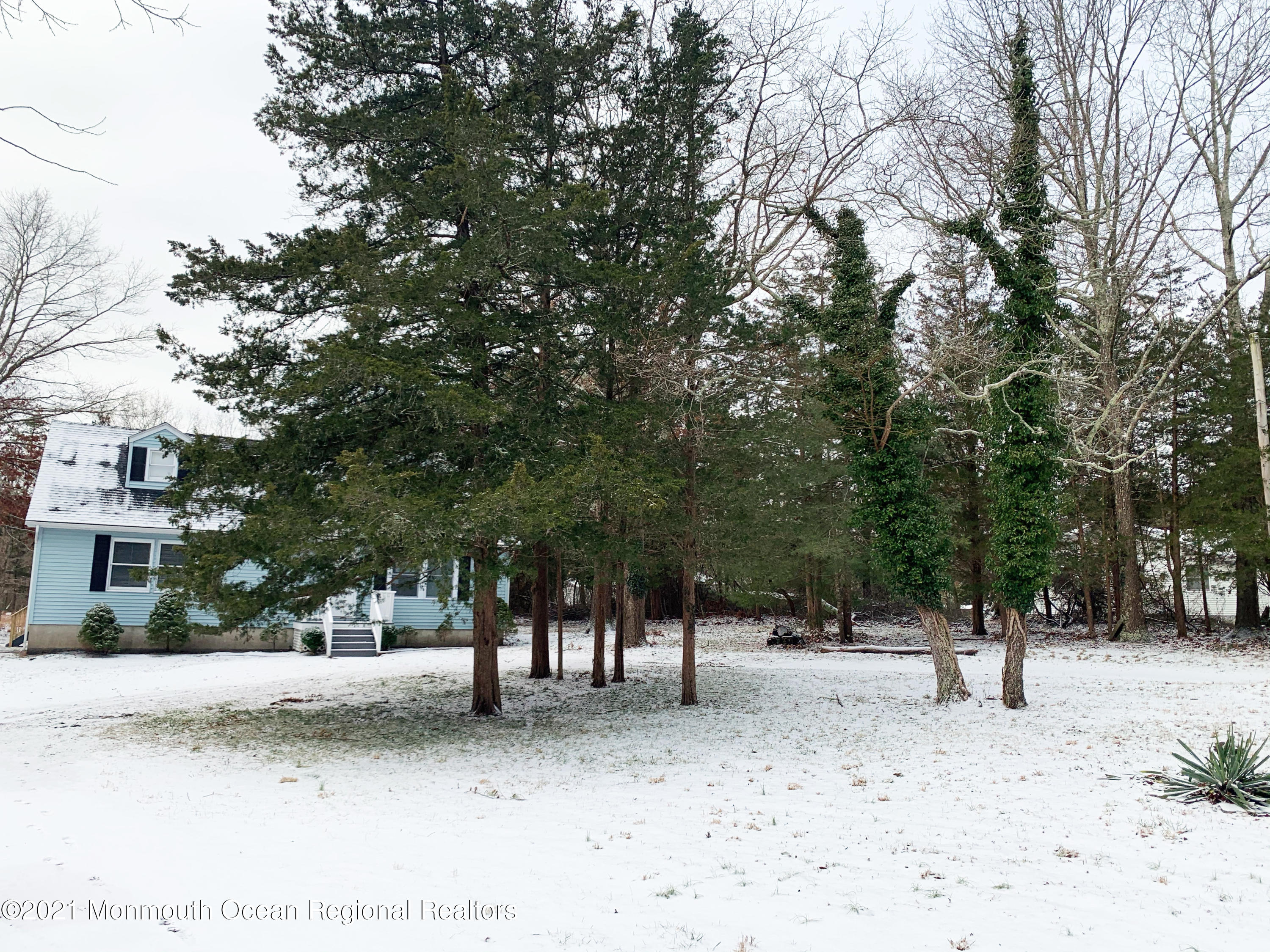 88 W Road Tuckerton, NJ 08087 - Photo 3 of 25 a view of outdoor space with trees