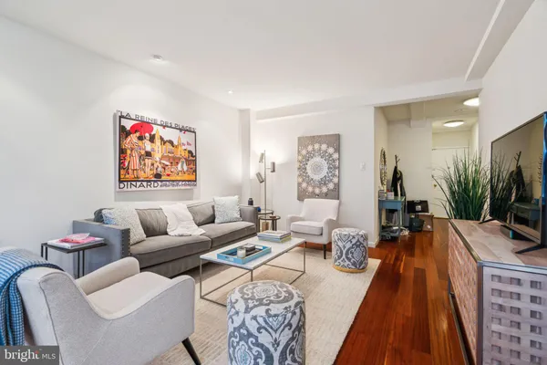 $2,650 | 220 West Rittenhouse Square, Unit 10D, Philadelphia, PA 19103