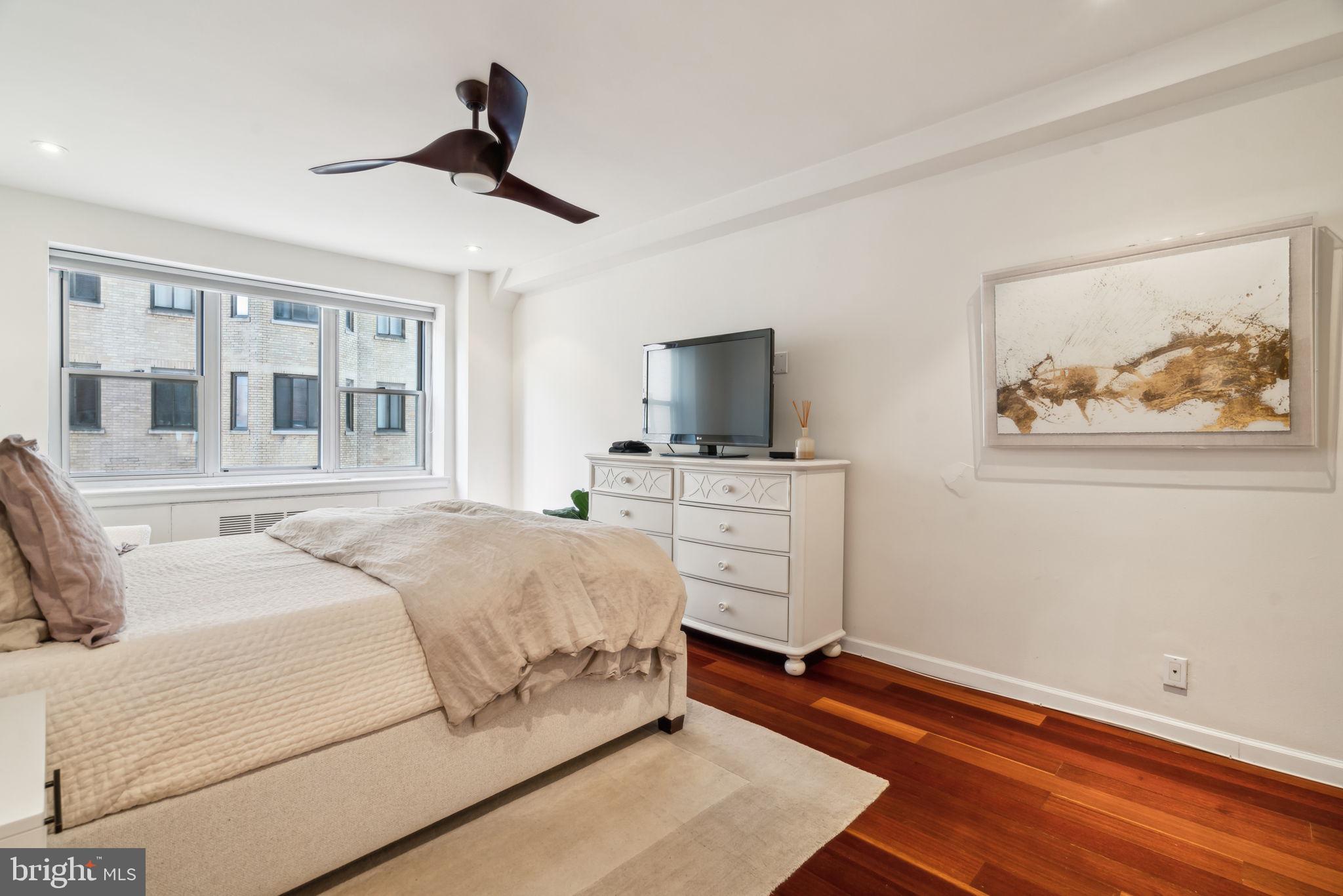 220 West Rittenhouse Square, Unit 10D Philadelphia, PA 19103 - Photo 20 of 28