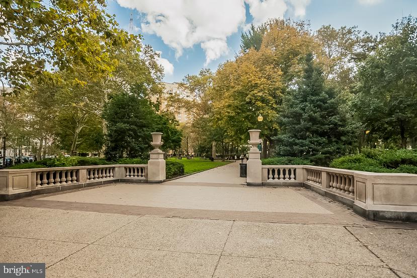 220 West Rittenhouse Square, Unit 10D Philadelphia, PA 19103 - Photo 27 of 28