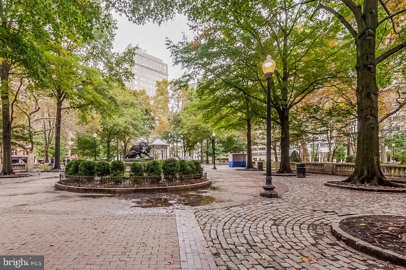 220 West Rittenhouse Square, Unit 10D Philadelphia, PA 19103 - Photo 28 of 28