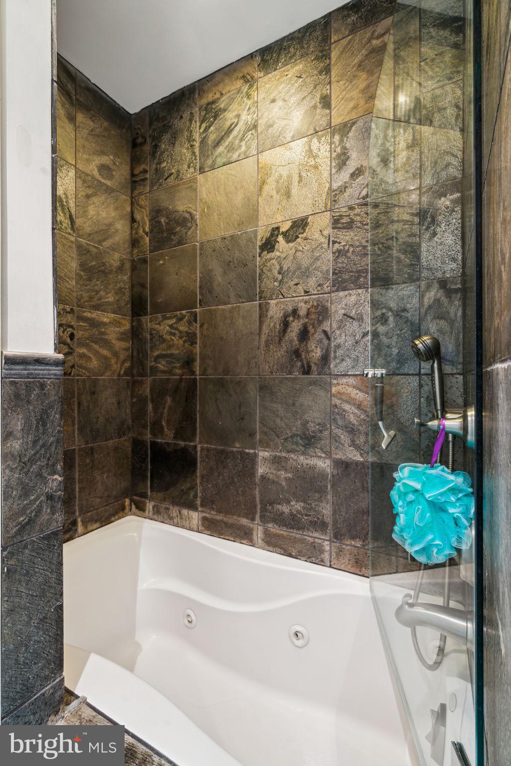 220 West Rittenhouse Square, Unit 10D Philadelphia, PA 19103 - Photo 4 of 28