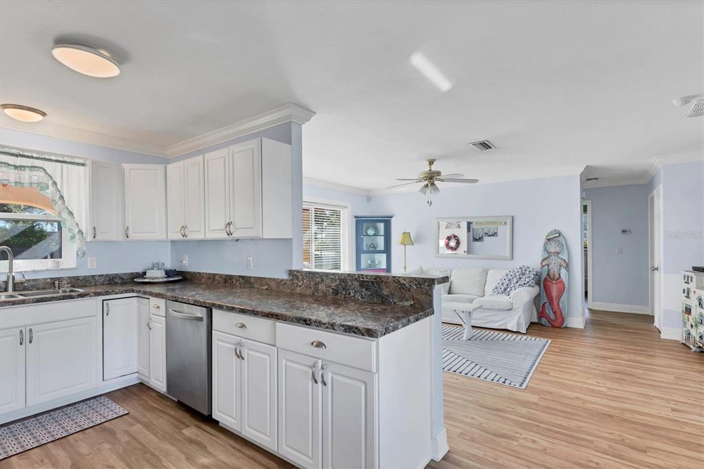 2745 Arrowhead Road Venice, FL 34293 - Photo 10 of 57