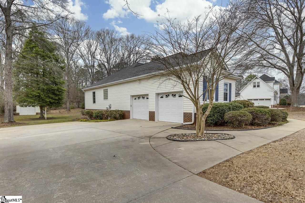 104 Camperdown Court Easley, SC 29642 - Photo 47 of 49