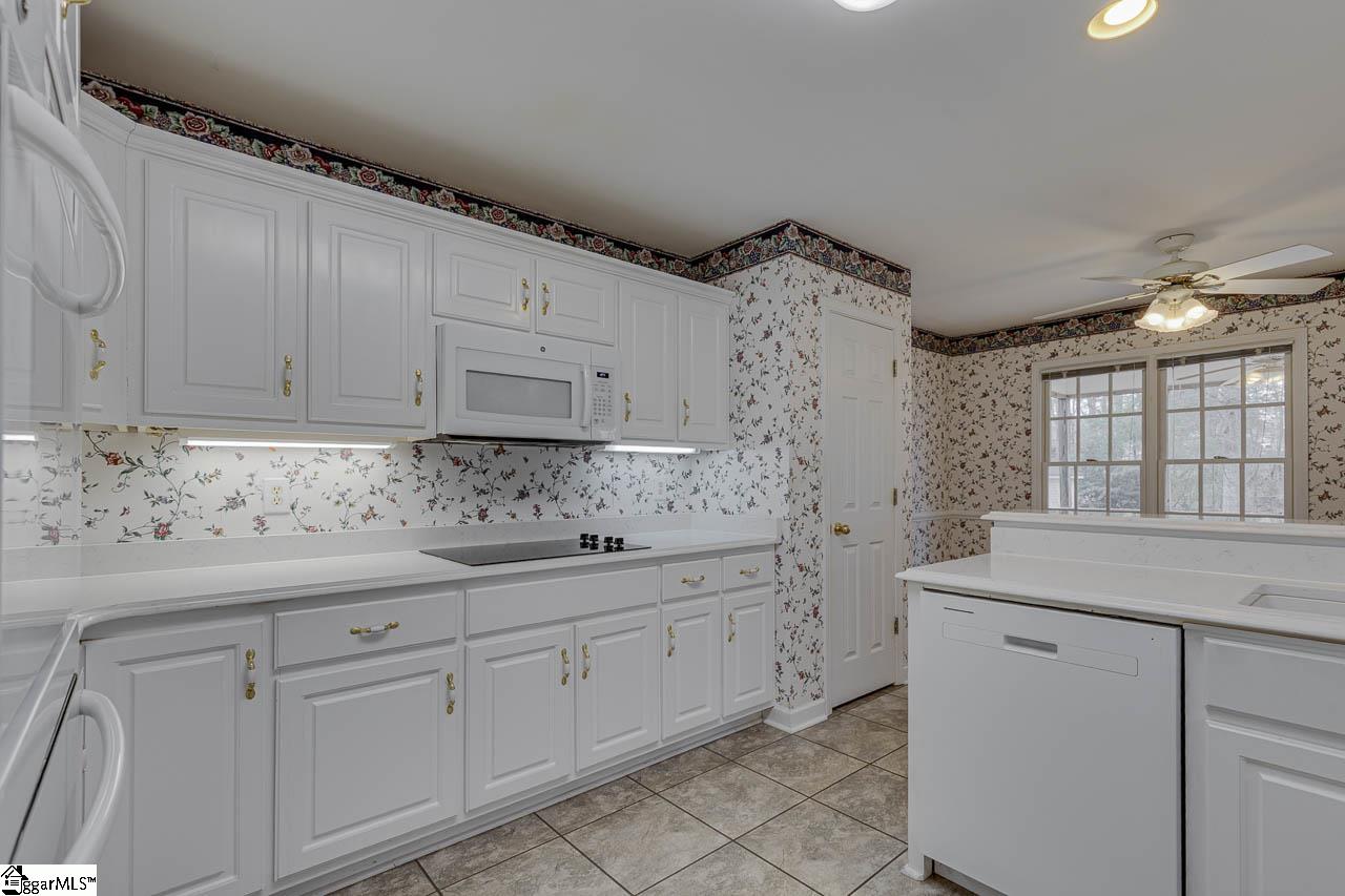 104 Camperdown Court Easley, SC 29642 - Photo 5 of 49