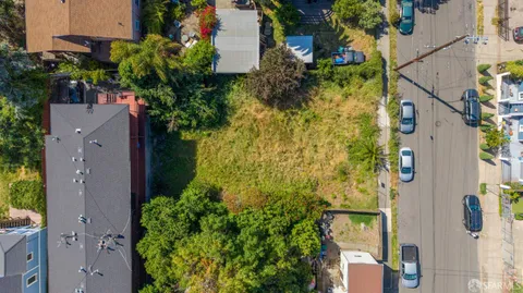 $355,000 | 1127 East 20th Street, Oakland, CA 94606