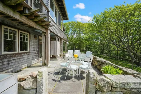 $3,350,000 | 4 Nomans Watch Road, Aquinnah, MA 02535