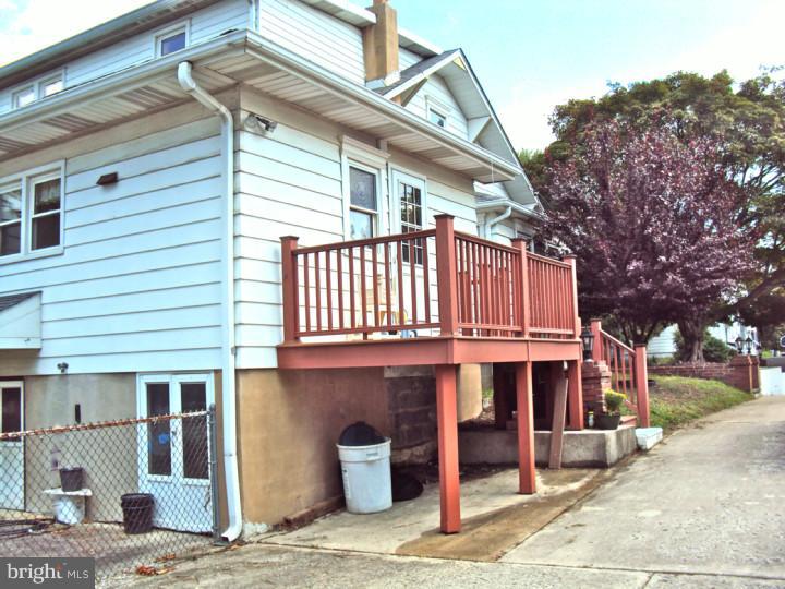 883 Rambler Avenue Runnemede, NJ 08078 - Photo 22 of 25 Exterior Back