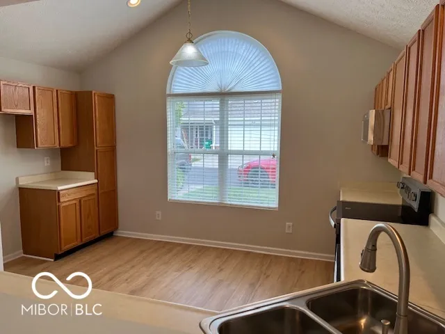 $239,900 | 501 Fayette Drive, Westfield, IN 46074