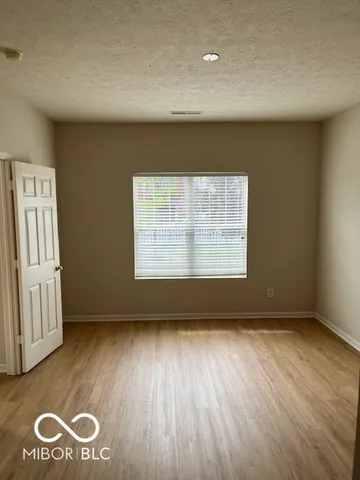 $239,900 | 501 Fayette Drive, Westfield, IN 46074