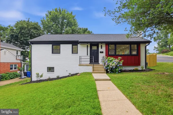 $1,399,000 | 5940 4th Street North, Arlington, VA 22203