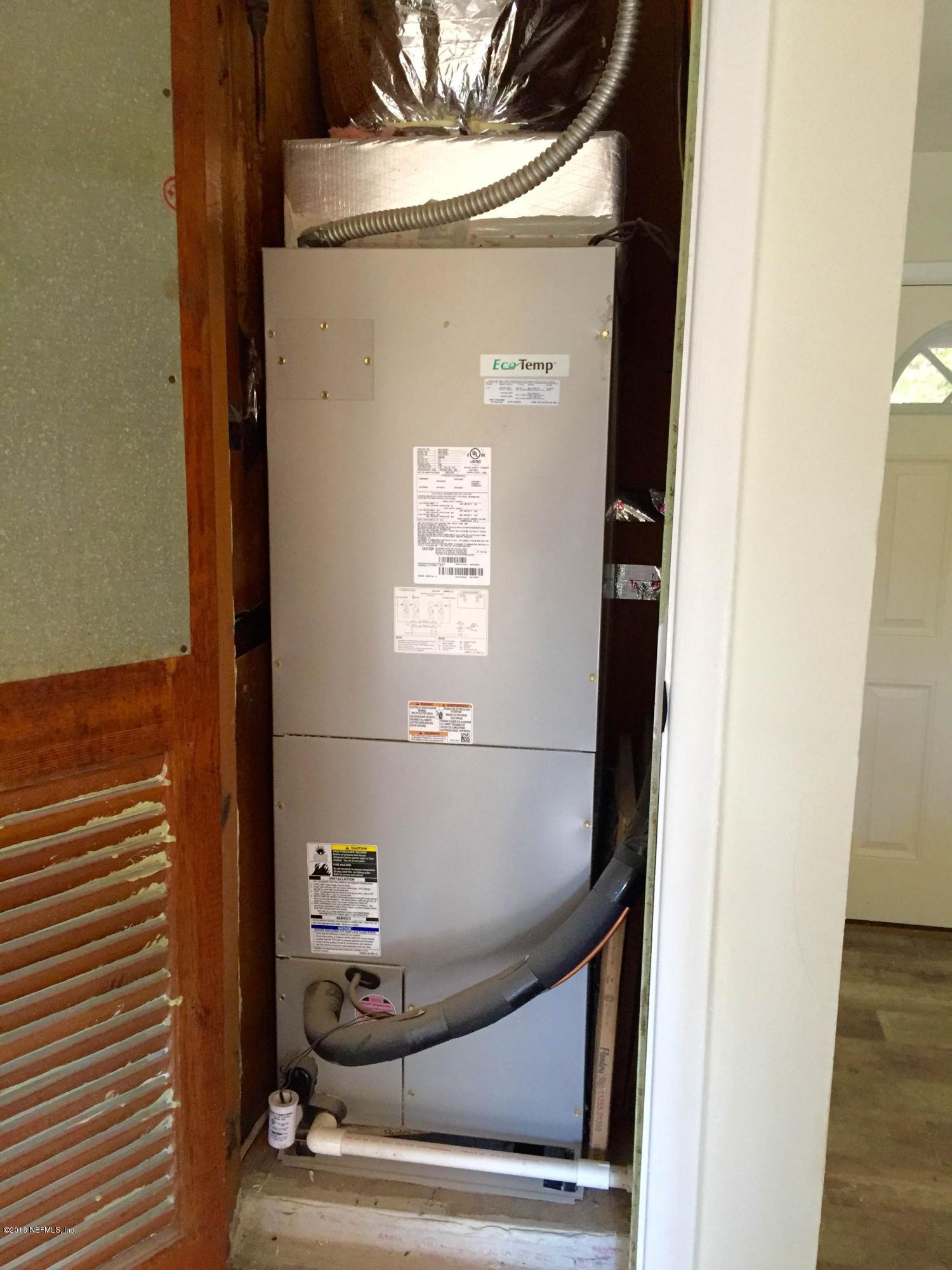 7304 Old Kings Road South Jacksonville, FL 32217 - Photo 28 of 29 7304 Old Kings AC unit