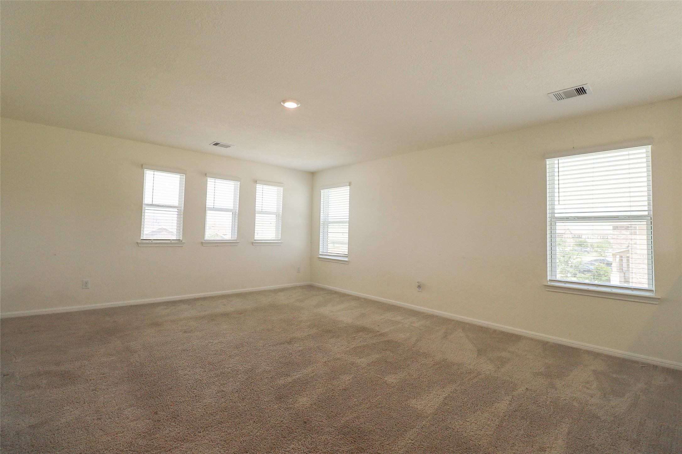 1418 Red Hills Drive Rosharon, TX 77583 - Photo 21 of 36 a view of an empty room with a window