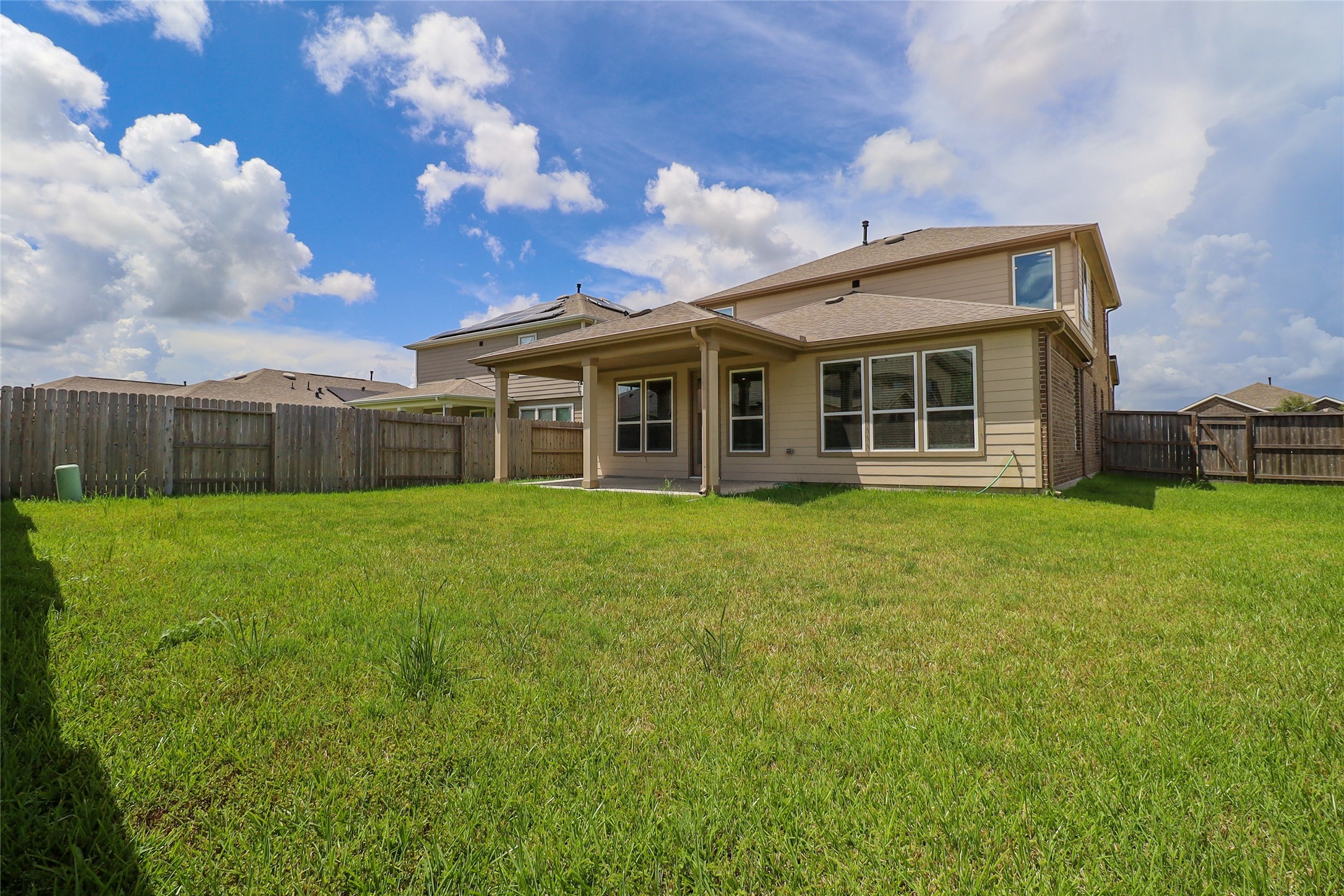 1418 Red Hills Drive Rosharon, TX 77583 - Photo 28 of 36 a view of a house with backyard and garden