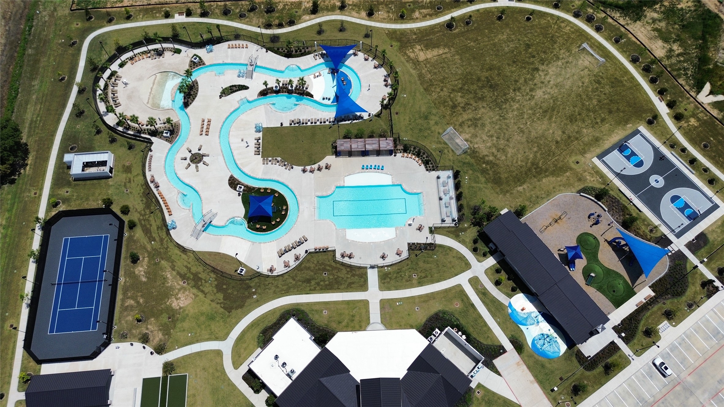 1418 Red Hills Drive Rosharon, TX 77583 - Photo 36 of 36 an aerial view of a house a swimming pool patio and outdoor seating