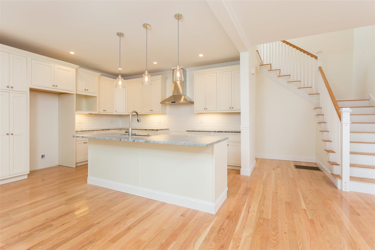 167 Mill Road North Hampton, NH 03862 - Photo 6 of 34