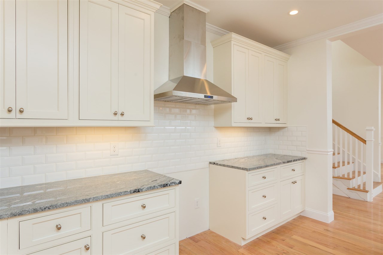 167 Mill Road North Hampton, NH 03862 - Photo 10 of 34