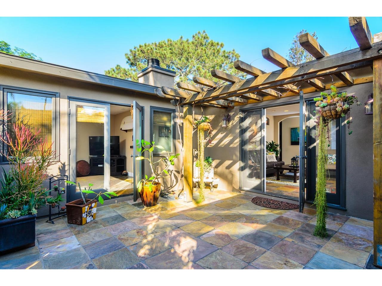 825 Del Rio Avenue Encinitas, CA 92024 - Photo 5 of 25