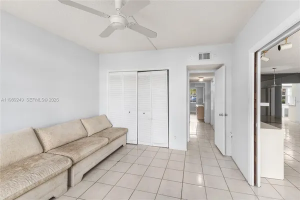 $214,999 | 806 Cypress Grove Lane, Unit 111, Pompano Beach, FL 33069