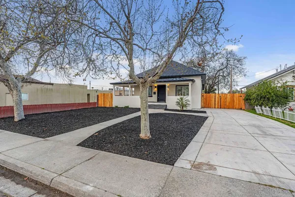$499,999 | 2921 5th Street, Ceres, CA 95307