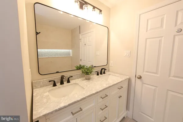 $3,700 | 208 Liberty Circle, Coatesville, PA 19320