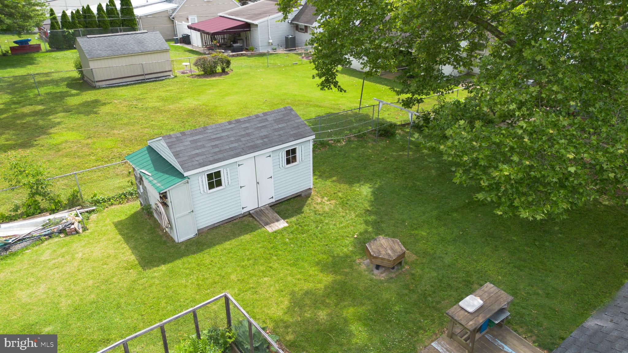 2407 Secane Road Secane, PA 19018 - Photo 10 of 47