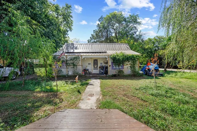 $180,000 | 800 Cutler Street, Tioga, TX 76271
