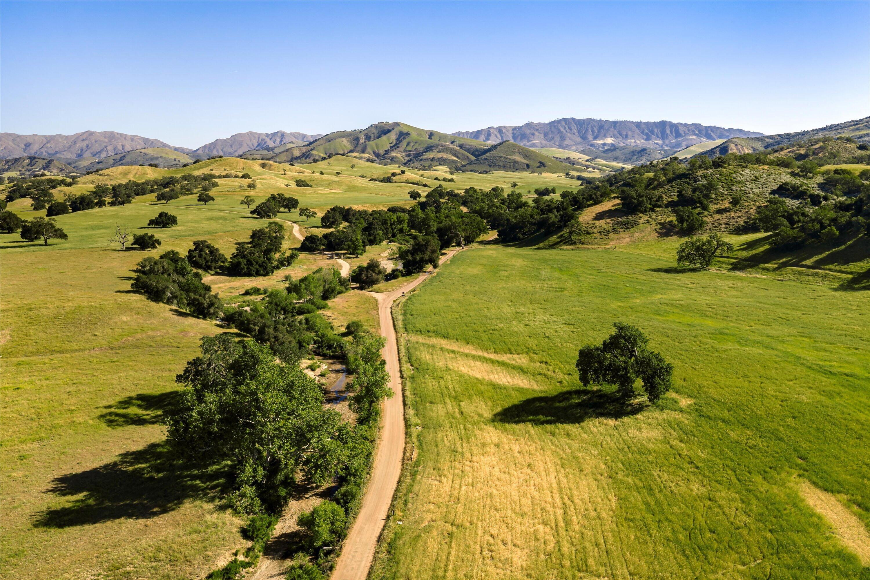 12707 Huasna Road Arroyo Grande, CA 93420 - Photo 46 of 77 a view of a lake and a mountain