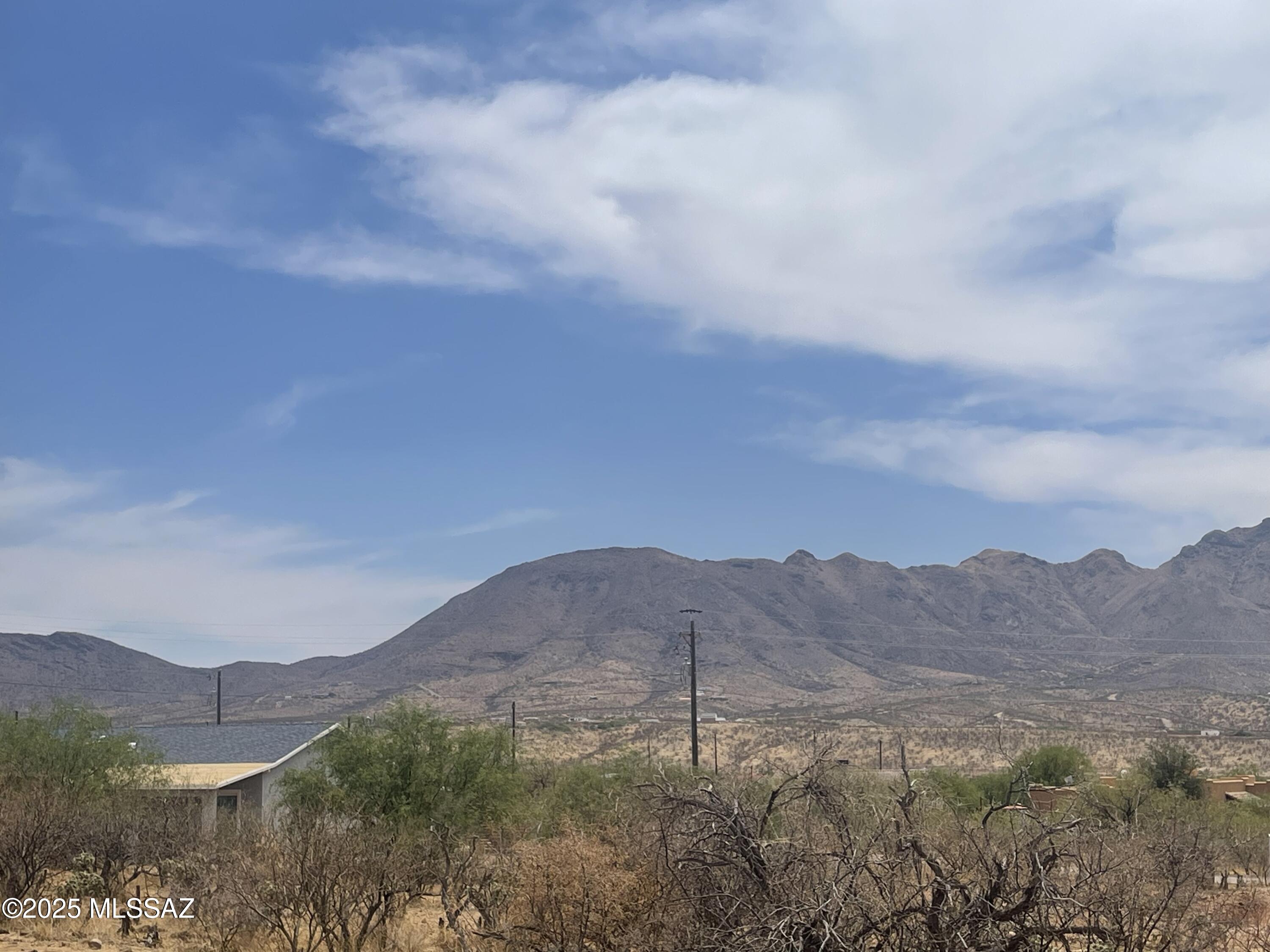 1785 Correo Court, Unit 31 Rio Rico, AZ 85648 - Photo 4 of 7