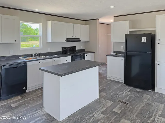 $225,000 | 569 Pope Road, Rose Hill, NC 28458