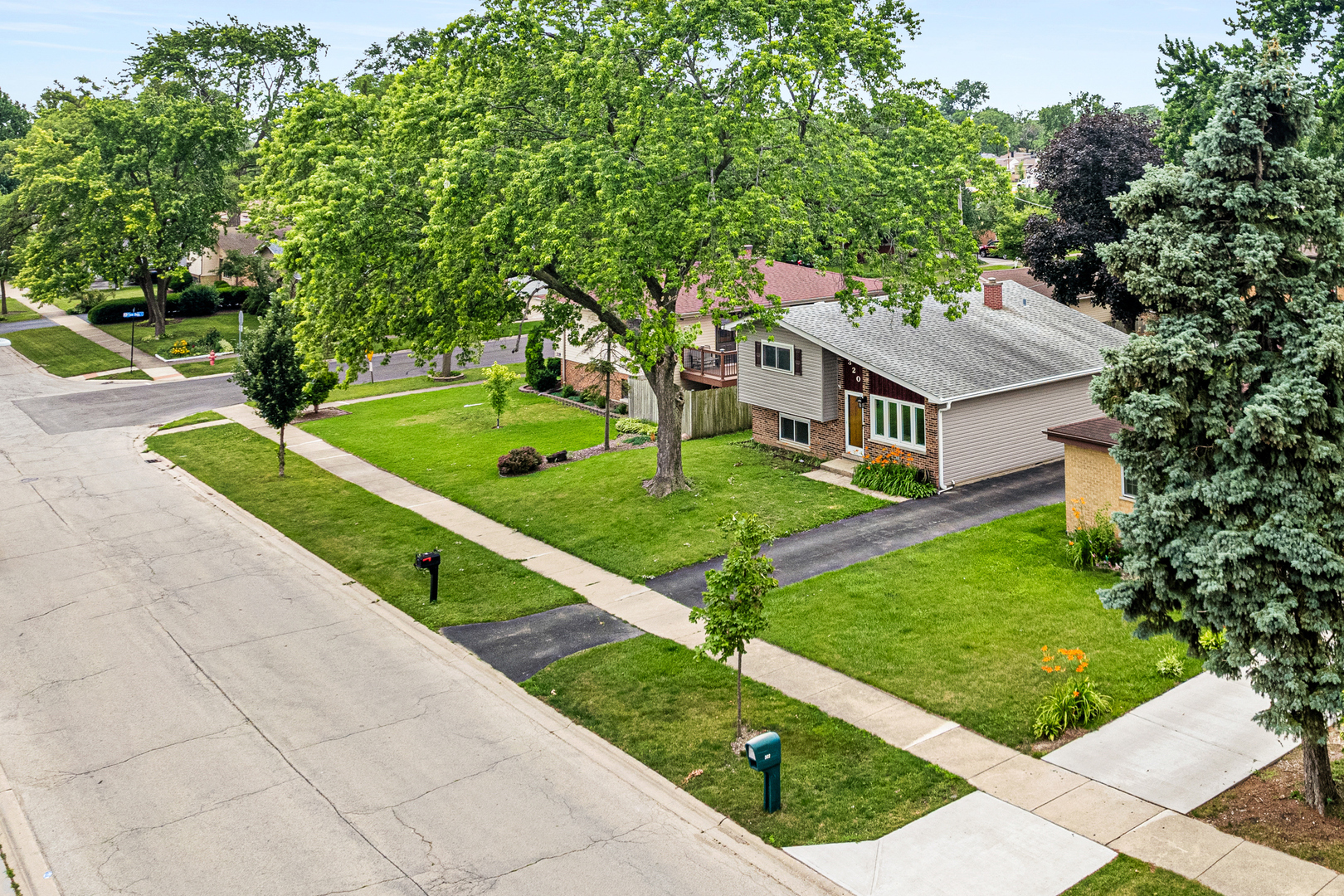 320 Marshall Road Bensenville, IL 60106 - Photo 2 of 30 Gallery Image 2