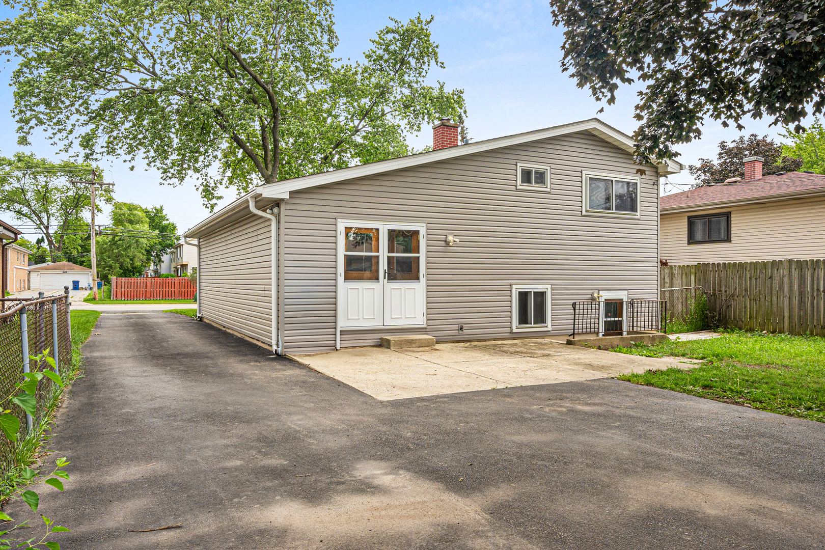 320 Marshall Road Bensenville, IL 60106 - Photo 23 of 30 Gallery Image 23