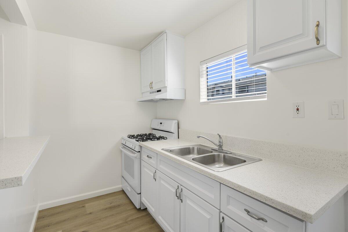 4822 8th Street, Unit B&D Carpinteria, CA 93013 - Photo 19 of 23 020_cjp_4964-cr3
